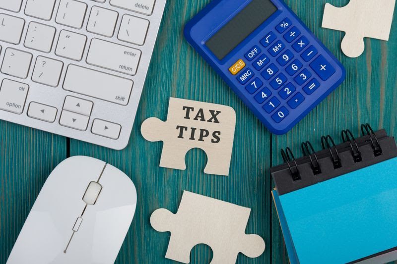 Alt tag: ecommerce sales tax solution puzzle piece concept image